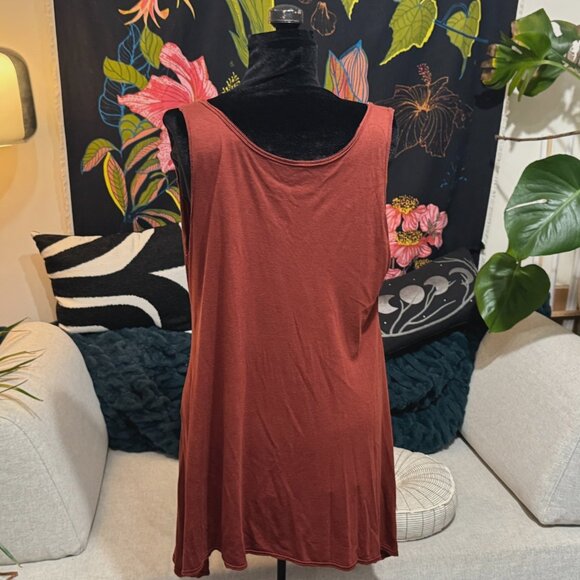 PERUVIAN CONNECTION Seabreeze Asymmetric Hem Pima & Modal Tank, Burnt Sienna, L - Picture 7 of 16
